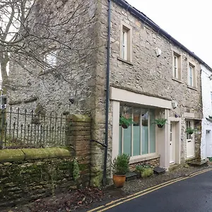 Blacksmith Apartment